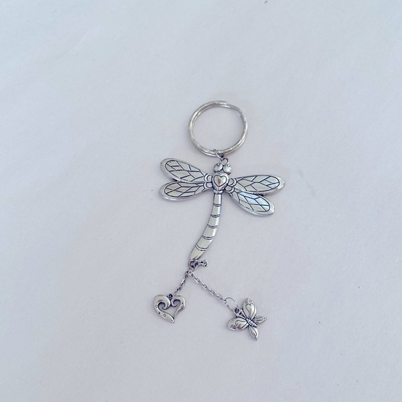 Dragonfly bag charm/key chain Silver tone butterfly heart charms - Picture 1 of 6